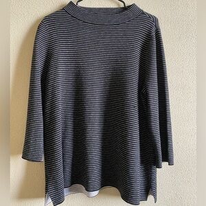 Loft 3/4 sleeve sweater